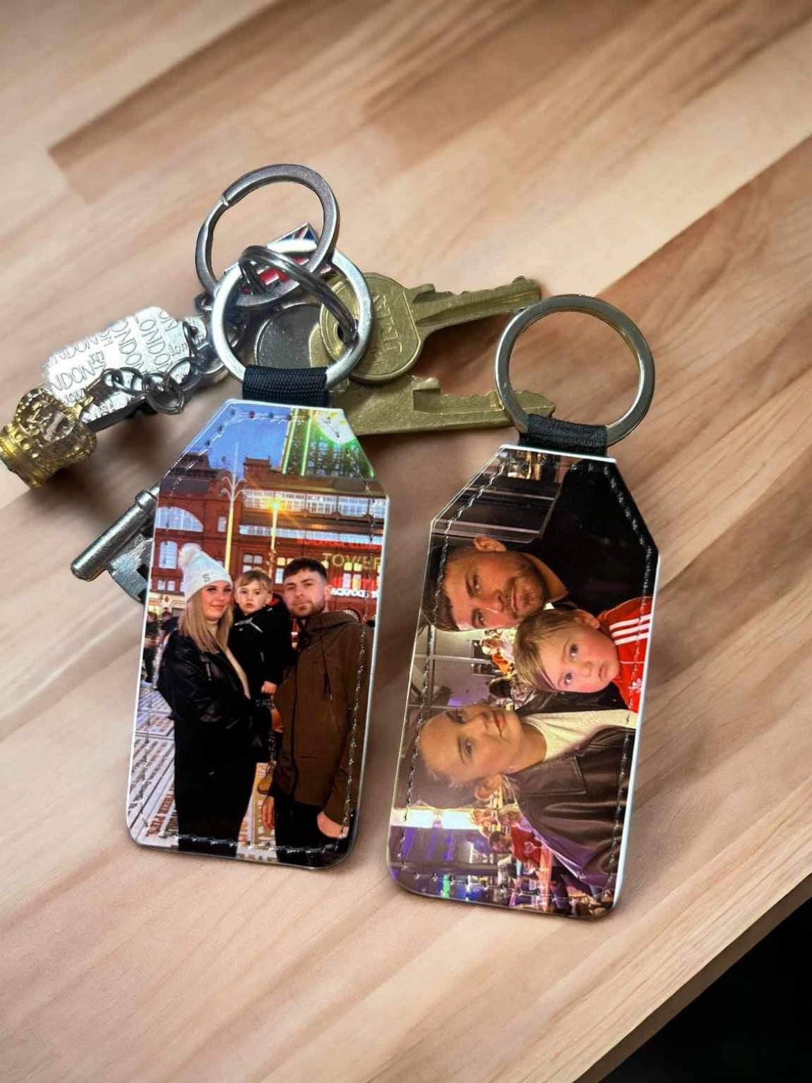 Personalised sparkle photo keyring